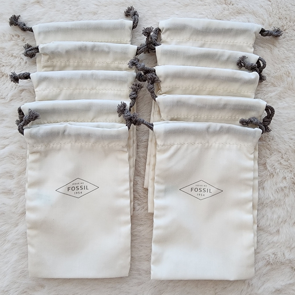 ❤️10 Fossil Cream Pouches with Gray Tassels